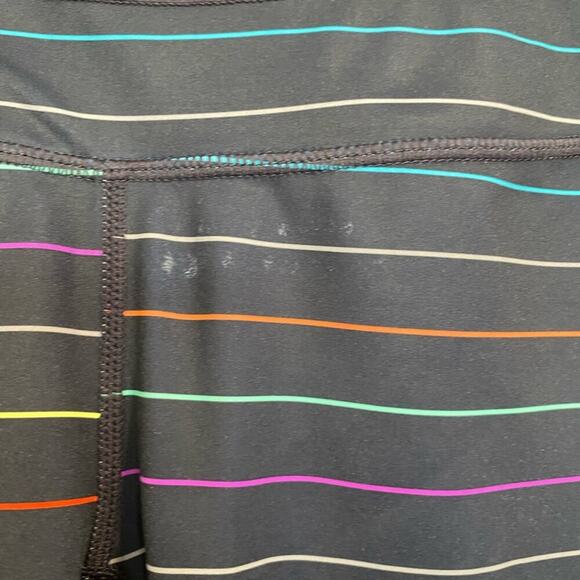 Athleta Multi Color Sonar Stripe Rainbow Crop Leggings Sz XS - Picture 4 of 12